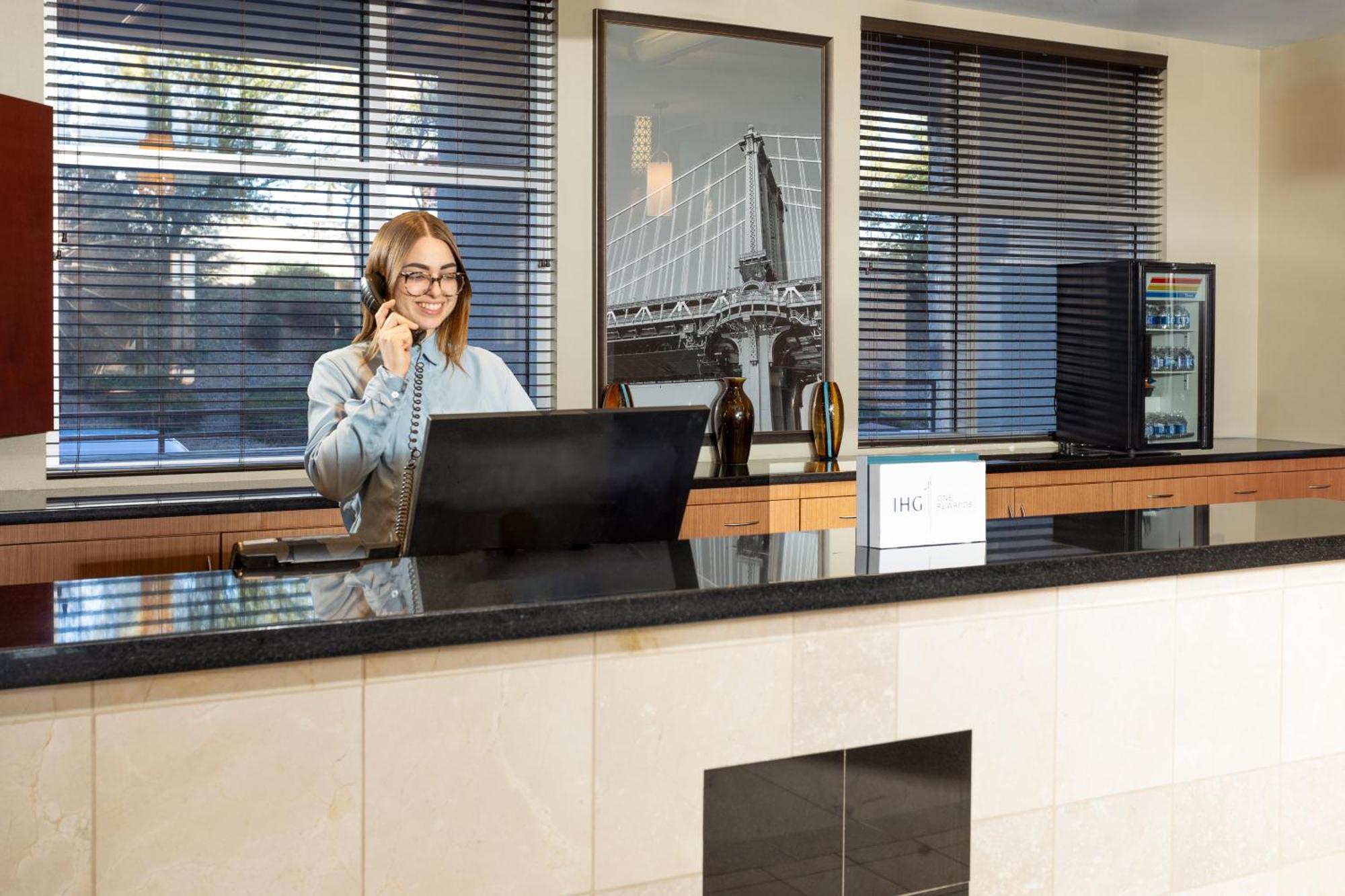 Staybridge Suites Las Vegas - Stadium District Εξωτερικό φωτογραφία